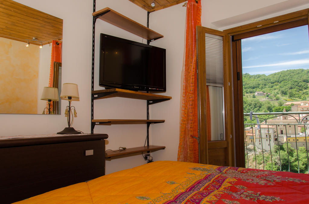B&B La Perla Nelle Dolomiti Castelmezzano Oda fotoğraf